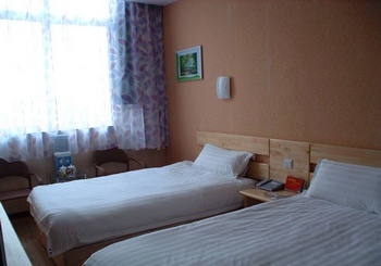 -- - Golden Lion 100 hotel Linyi Industrial Avenue