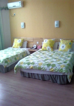 -- - Golden Lion 100 hotel Linyi Industrial Avenue