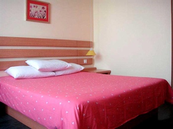  - Home Inn Linyi people square