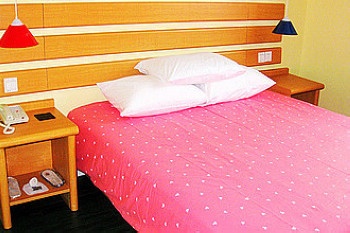 -- - Home Inn Renmin Square - Linyi