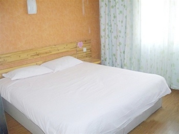 -- - Golden Lion 100 Hotel Rizhao Haibin Second Road