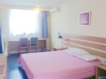  - Home Inn (Zhengzhou Wenhua Road)