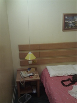  - Home Inn (Zhengzhou Wenhua Road)