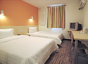 -- - 7-day Inn (Dashiqiao) - Zhengzhou