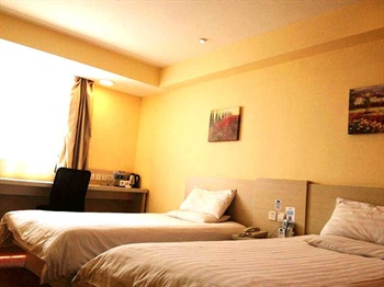  - Hanting Hotels （Zhengzhou the Yellow River Road）