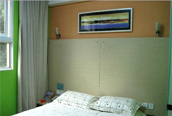  - Hongshan Holiday Hotel  