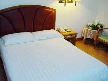 -- - Wuhan Poly White Roase Hotel