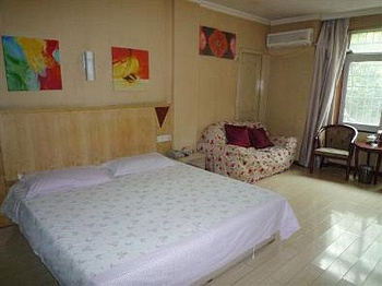 -- - Wuhan Wangchao Business Hotel