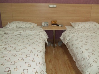  - Wuhan Taining Express hotel