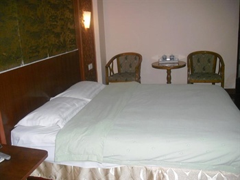  - Wuhan Xianfeng Hotel