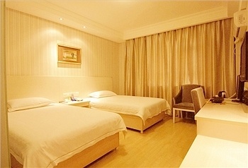 -- - Baisi Express Hotel Yichang Wanda Plaza