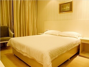 -- - Baisi Express Hotel Yichang Wanda Plaza