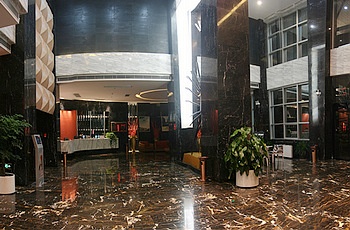 Lobby - livelihood of people of Yichang Hotel