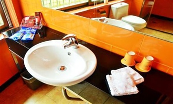  - Lingnan Garden Inn shiziling  