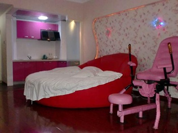  - Changsha Rich Love Hotel