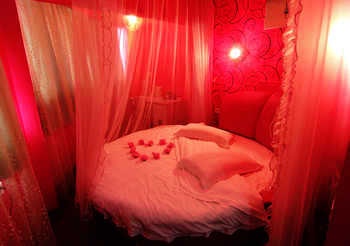 -- - Changsha Rich Love Hotel