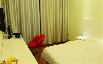  - Shaoyang Hotel