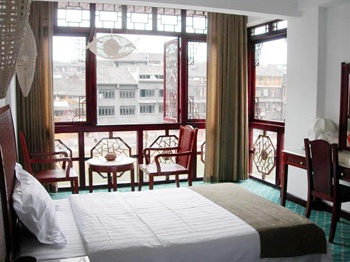  - Fenghuang Yifeng Home Hotel