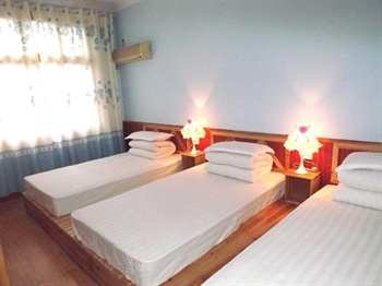  - Fenghuang Phoenix Garden Inn