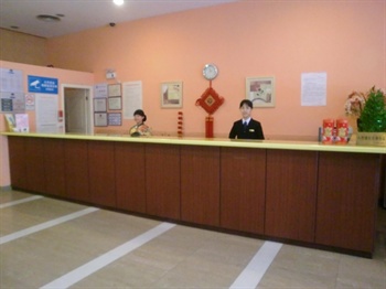  - Home Inn (Guangzhou Baiyun Road)