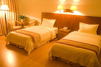 Deluxe Twin Room - Guangzhou New Airport Hotel.