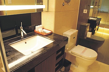 Bathroom - Zhu Beauty Pull Hotel Apartment - Guangzhou