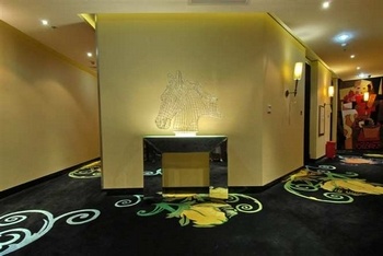 -- - Shenzhen Triumphal Arch Business Hotel