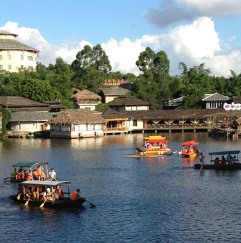  - Guanlan Shanshuitlanyuan Tourism Culture Garden