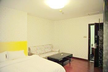 -- - Zhuhai Maketing Business Hotel