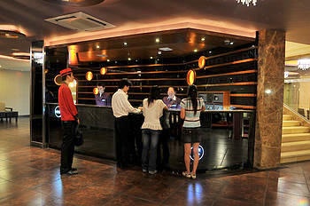 Reception Desk - New city Inn Zhongshan East District City Inn