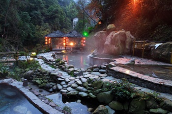  - Longsheng Hot Spring Resort - Guilin