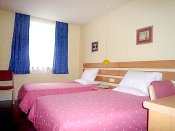 -- - Home Inn Beihai North Gulf Plaza