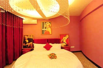 Guest Room - Romantic Xijie Hotel - Yangshuo