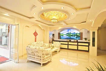 Lobby - Yangshuo West Street Holiday Hotel