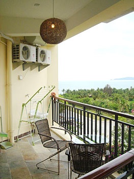 -- - Phoenix Rujia Seaview Resort Apartment Sanya