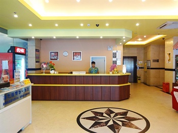  - Home Inn Sanya Jiefang Third Road pedestrian street