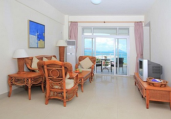 -- - Sanya Yomovo Service Apartment boutique