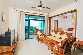 -- - Sanya Yomovo Service Apartment Haipo Resort