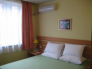 Business King Room - Home Inn Wuhou Street  