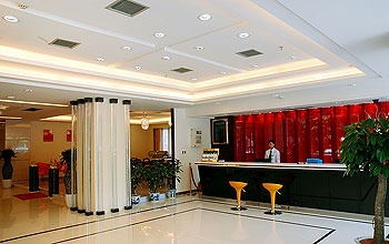 Reception Desk - Chengdu Four Seasons Hotel Yulin