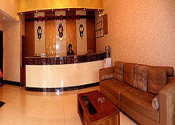 Lobby - 