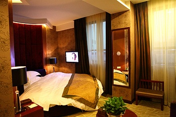 -- - Pengfei Junyuan Hotel - Chengdu