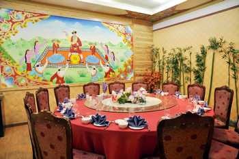 Restaurant - Jiuliang Hotel - Jiuzhaigou