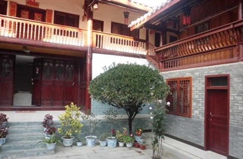  - Jiuzhai Home Old House Inn