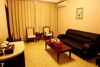  - Kunming Landmark Hotel 