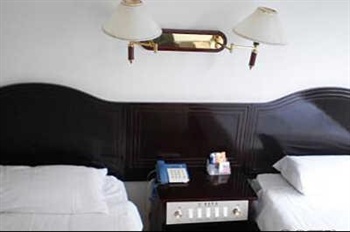  - Kunming Jiqing Hotel