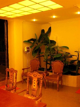  - Long May Youth Hotel - Kunming