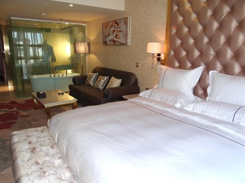  - Kunming Yiya Sunshine Platinum Hotel