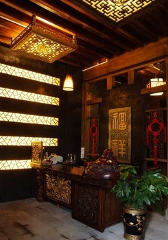 Reception Desk - Lijiang Fuxiang Hotel  