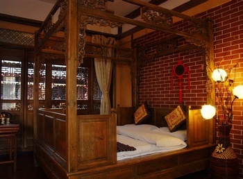 Deluxe Suite - Lijiang Fuxiang Hotel  